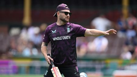 when-the-fun-stops-stop-why-england-should-hedge-all-in-bet-on-brendon-mccullum.Click to read full article.