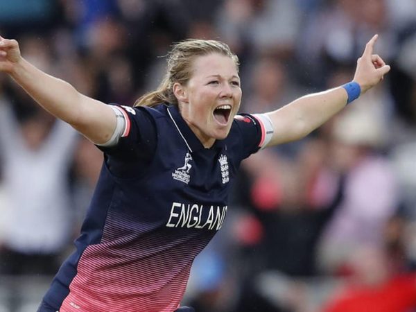 anya-shrubsole-first-woman-on-wisden-cover.Click to read full article.