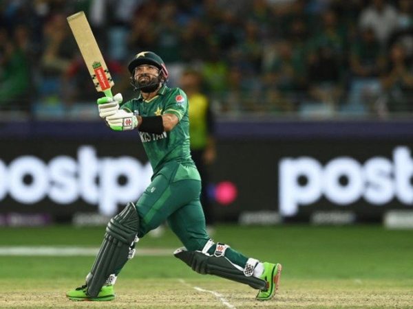 mohammad-rizwan-wisdens-leading-t20-cricketer-in-the-world-in-2021.Click to read full article.