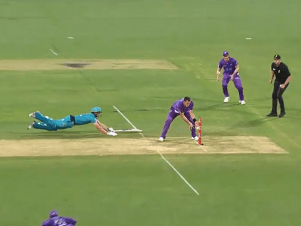 third-umpire-was-in-a-hurry-incredible-last-ball-bbl-drama-sparks-debate.Click to read full article.