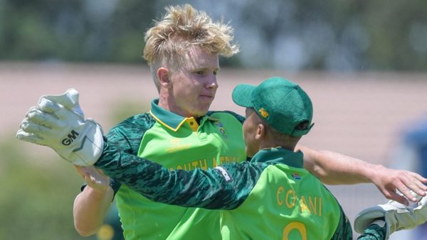 south-african-all-rounder-tiaan-van-vuuren-runs-through-england-lions-with-maiden-first-class-ten-for.Click to read full article.