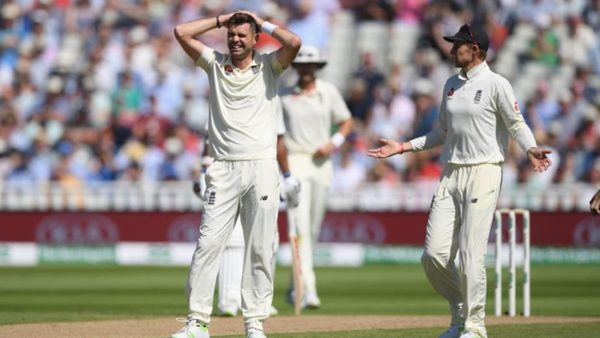 anderson-bowl-kohli-stokes-reminds-flintoff.Click to read full article.