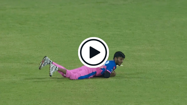 watch-debutant-chetan-sakariya-takes-stunning-disputed-catch-to-dismiss-pooran-first-ball.Click to read full article.