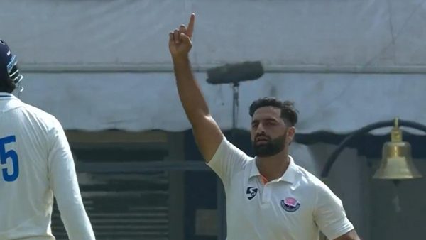 90-wickets-in-two-seasons-uncapped-indian-speedsters-auqib-nabi-12-wicket-haul-propels-team-to-maiden-ranji-semi-final.Click to read full article.