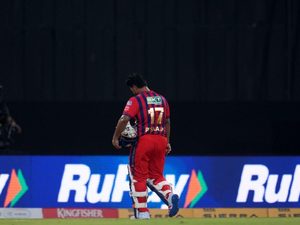 why-rishabh-pant-opened-vs-dc-and-why-he-shouldnt-have.Click to read full article.