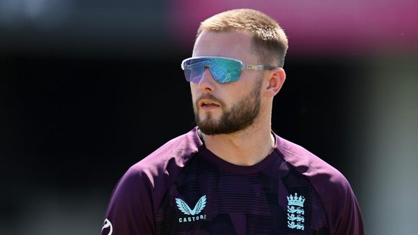 90mph-england-quick-released-from-test-squad-to-play-uk-club-cricket.Click to read full article.