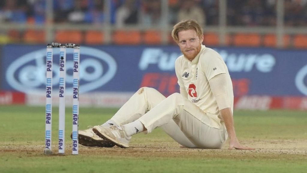 Ben Stokes warned for inadvertently putting saliva on the ball