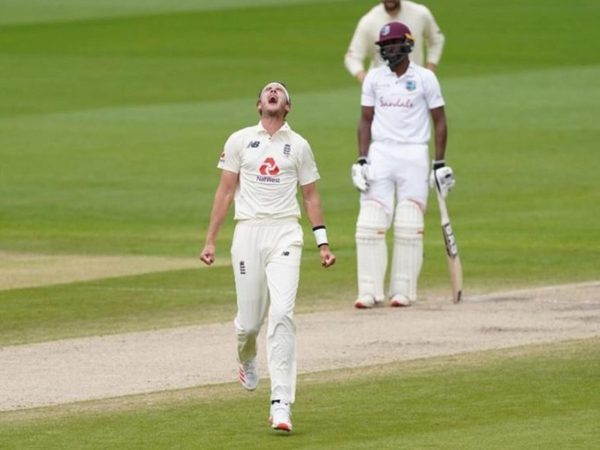 the-theatre-of-stuart-broad.Click to read full article.