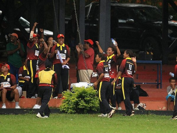 the-mothers-and-the-others-meet-the-lewas-papua-new-guineas-groundbreaking-womens-cricket-team.Click to read full article.