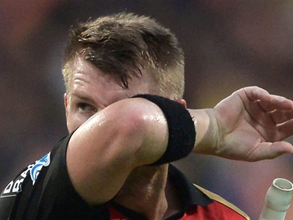 moved-david-warner-incident-tom-moody.Click to read full article.