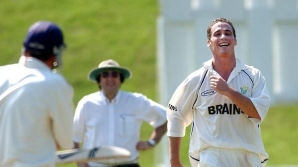 big-mac-and-fries-please-the-best-sledge-simon-jones-ever-heard.Click to read full article.