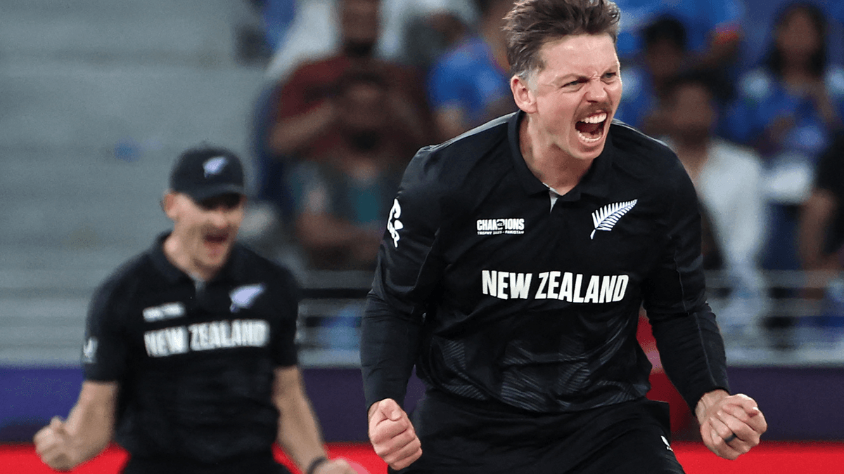 Michael Bracewell celebrates after dismissing Virat Kohli in the 2025 Champions Trophy final