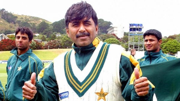 such-people-dont-deserve-to-live-javed-miandad-makes-outrageous-suggestion-to-tackle-corrupt-in-pakistan-cricket.Click to read full article.