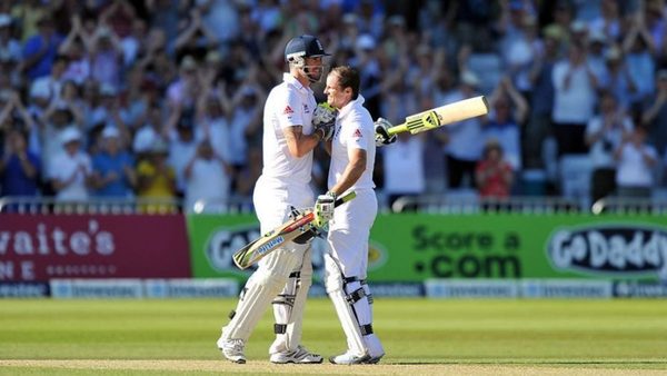 pietersen-should-never-have-played-for-england-after-textgate-says-vaughan.Click to read full article.