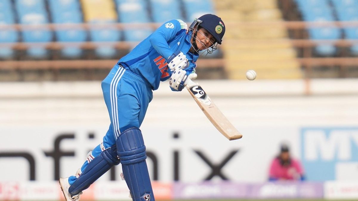 India opener Smriti Mandhana crossed the mark of 4000 ODI runs during the first ODI against Ireland on Friday (January 10), becoming the third-fastest of all time to that mark.