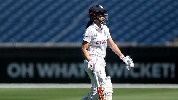 marks-out-of-10-england-player-ratings-after-their-0-16-ashes-whitewash.Click to read full article.