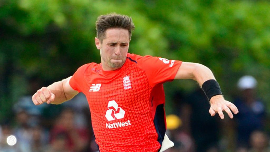 Woakes picked up the wickets of Tharanga, Chandimal and Shanaka