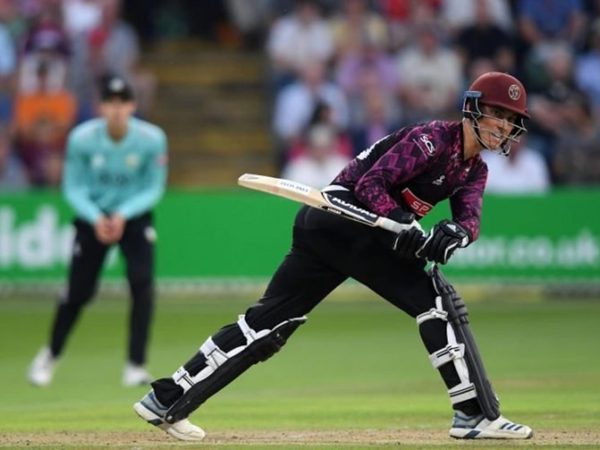 tom-banton-reveals-hockey-technique-behind-his-reverse-scoop-kkr.Click to read full article.