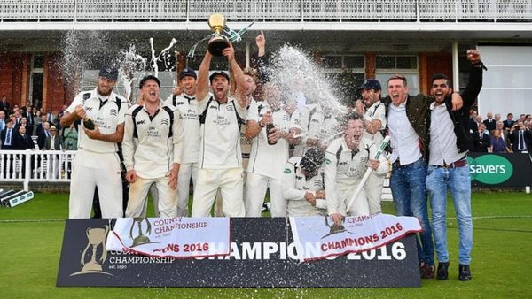 the-august-2021-time-warp-quiz-win-a-1000-piece-jigsaw-of-the-oval.Click to read full article.