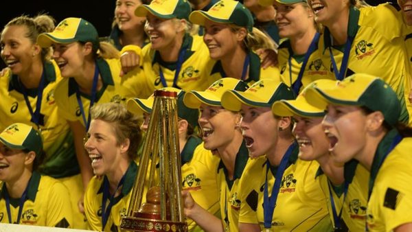 lisa-sthalekar-australia-women.Click to read full article.