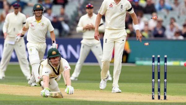 chris-woakes-cameron-bancroft-jonathan-trott.Click to read full article.