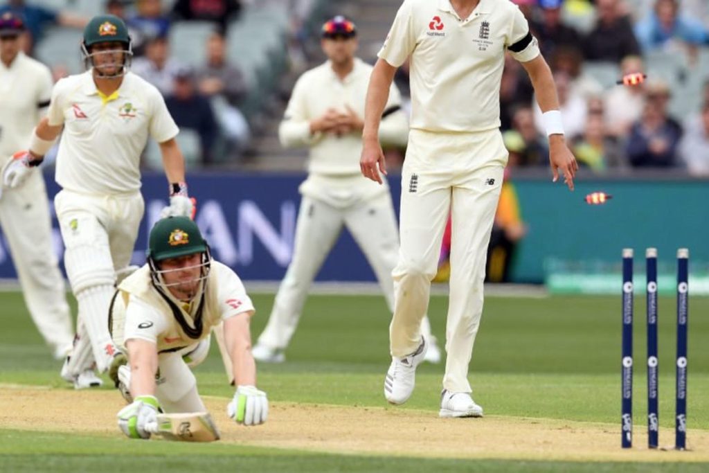 Woakes run out of Bancroft carries shades of 2010