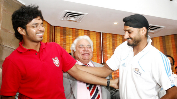 sreesanth-begged-cried-not-to-ban-harbhajan-slapgate.Click to read full article.