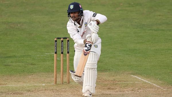 177-off-220-discarded-india-opener-mayank-agarwal-slams-first-hundred-of-county-season-with-division-two-champions-durham.Click to read full article.