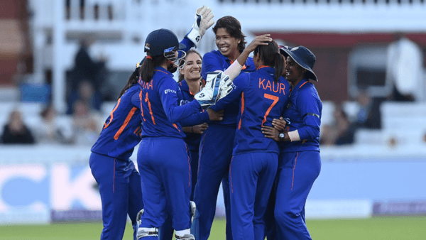 one-of-the-greatest-ever-jhulan-goswami-bows-out-of-international-cricket.Click to read full article.