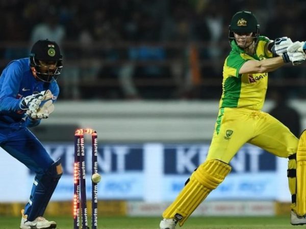 kohli-backs-rahul-over-pant-as-india-wicketkeeper.Click to read full article.