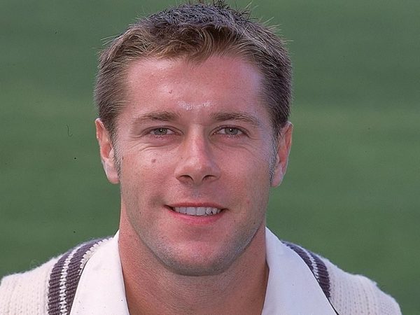 no-f-you-surrey-how-ian-wards-county-comeback-almost-didnt-happen.Click to read full article.