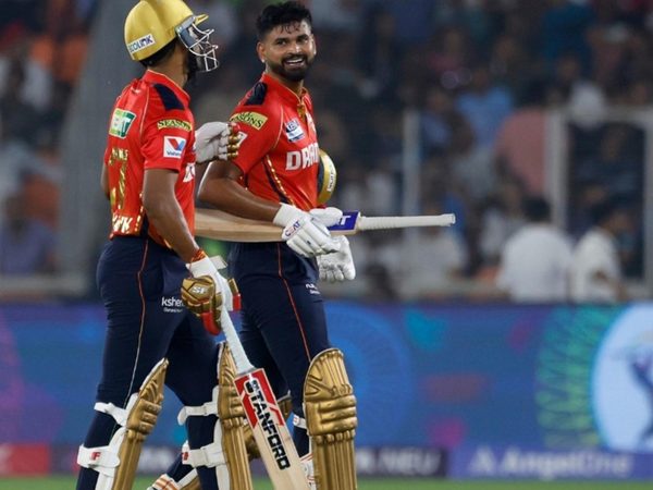 stranded-on-97-shreyas-iyer-praised-for-ignoring-strike-in-favour-of-big-finish.Click to read full article.