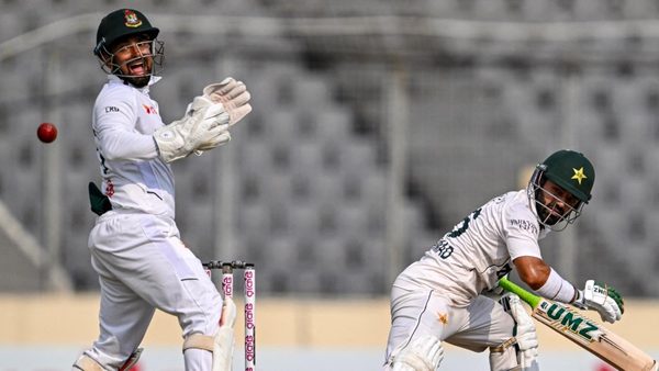 his-reputation-is-really-bad-stump-mic-catches-bangladesh-wicketkeeper-litton-das-taking-a-jab-at-mohammad-rizwan-during-ban-vs-pak-test.Click to read full article.