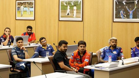 bccis-ipl-crackdown-live-updates-stern-warning-issued-to-players-and-owners-for-breaching-protocols.Click to read full article.