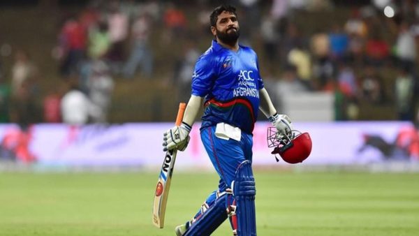 mohammad-shahzad-sanctioned-by-bcb-after-being-caught-smoking-on-the-field-during-bpl-game.Click to read full article.