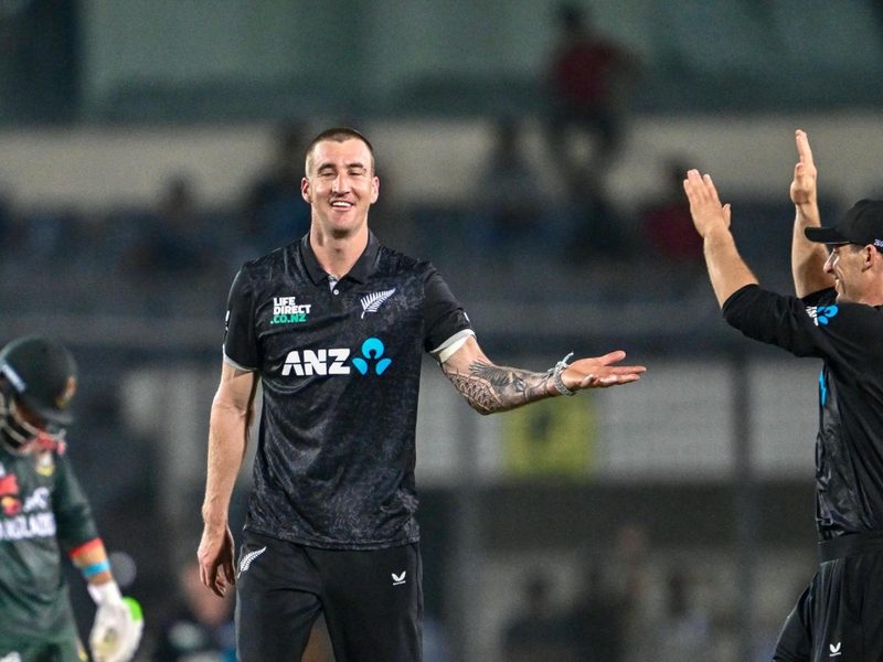 four-wickets-in-12-balls-new-zealand-seamer-blair-tickner-triggers-stunning-bangladesh-collapse-on-return-from-injury.Click to read full article.