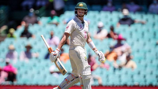 did-he-not-hit-that-steve-smith-walks-off-shaking-his-head-after-drs-dismissal.Click to read full article.