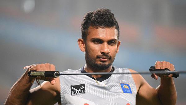 report-former-sri-lanka-captain-suspected-of-faking-concussion-to-leave-first-class-match-and-join-ilt20.Click to read full article.
