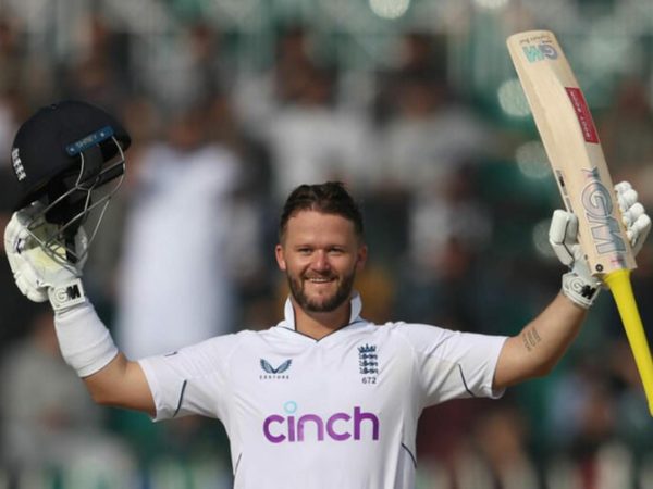 not-one-word-was-said-ben-ducketts-resurgence-shows-englands-revolution-has-transcended-the-talk.Click to read full article.