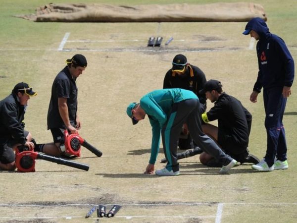 worldies-wet-patches-best-of-cricket-on-social-media-this-week.Click to read full article.