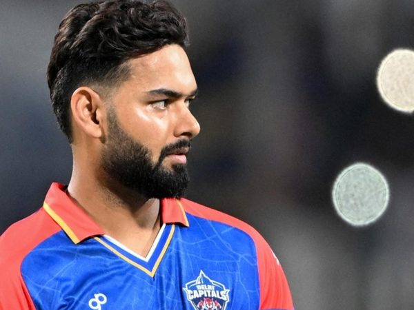 be-sensible-rishabh-pant-calls-out-fake-news-suggesting-move-to-rcb.Click to read full article.