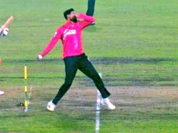 shoaib-malik-bowls-three-no-balls-one-over-bpl-2024-two-days-after-t20-world-record-cricket-news-today.Click to read full article.