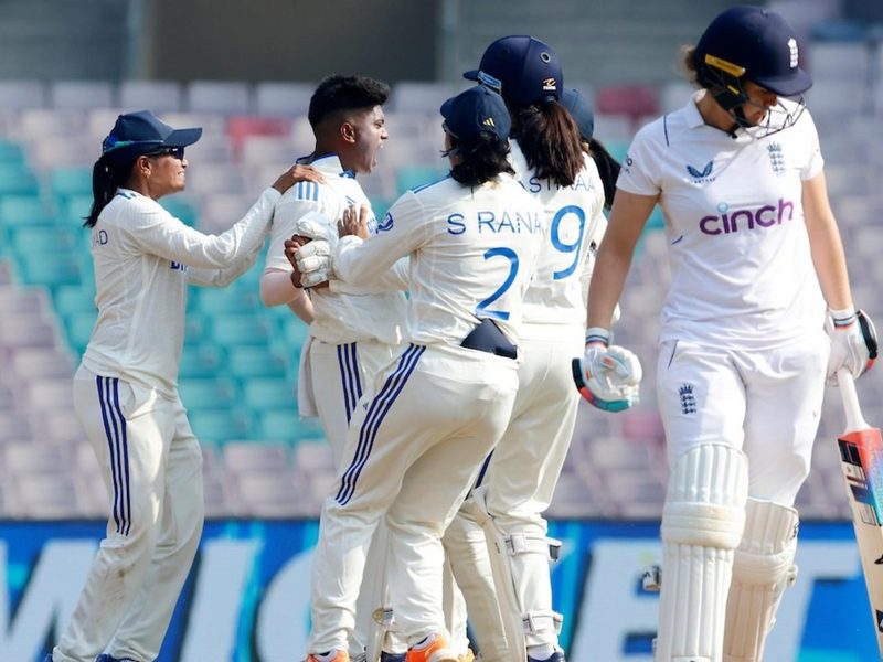 first-day-runfest-record-win-statistical-highlights-india-england-womens-test-ind-w-vs-eng-w.Click to read full article.