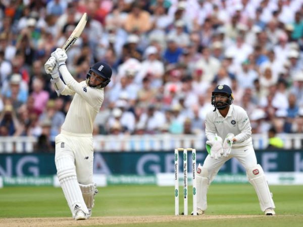test-innings-year-no-5-curran-sets-pulses-racing.Click to read full article.