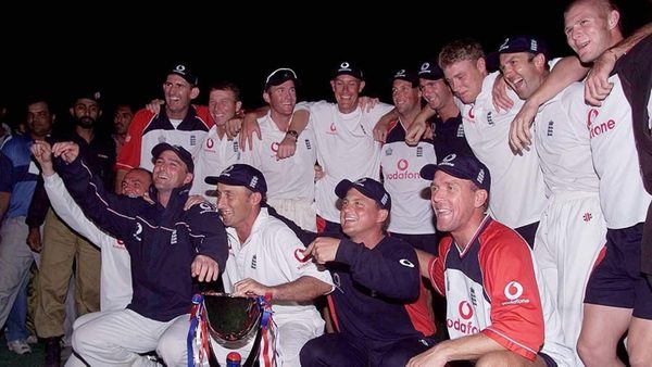 hussain-tried-to-demote-atherton-for-famous-karachi-chase-in-the-dark.Click to read full article.