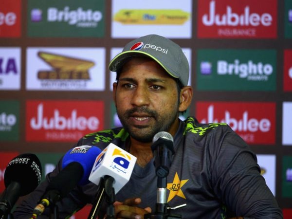 sarfaraz-apologises-offensive-field-comments.Click to read full article.