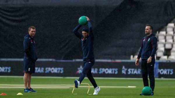 mark-wood-fitness-test-ankle.Click to read full article.