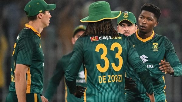 marks-out-of-10-south-africa-player-ratings-after-their-1-2-odi-series-loss-in-pakistan.Click to read full article.