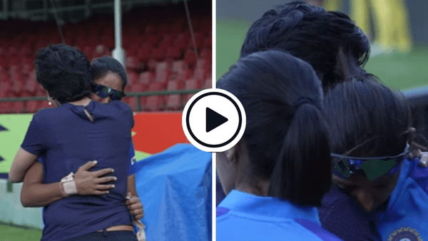 watch-emotional-harmanpreet-kaur-weeps-consoled-anjum-chopra-semi-final-loss-australia.Click to read full article.