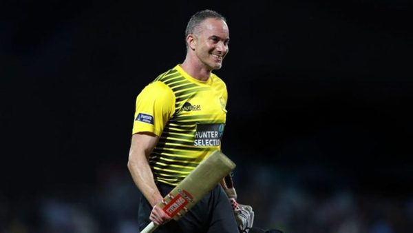 gloucestershire-klinger-gayle-t20-centurion.Click to read full article.